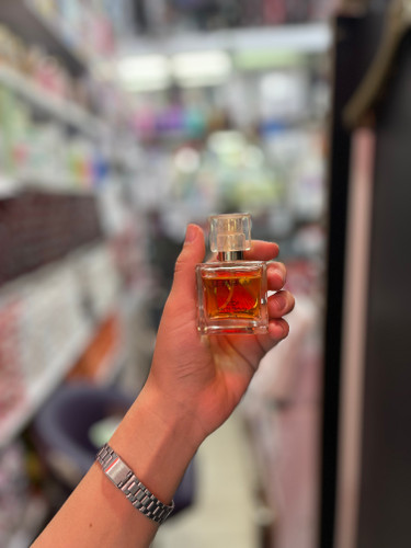 عطر زنانه لالیک قرمز اسکوپ حجم 25 میلی لیتر