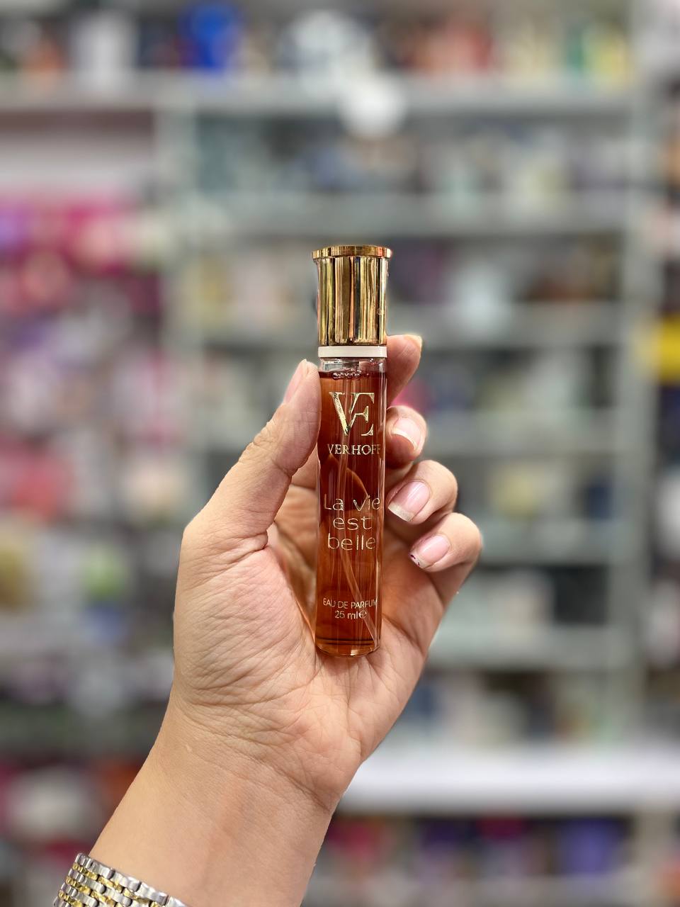 عطرجیبی لاویه است بل۲۵میل