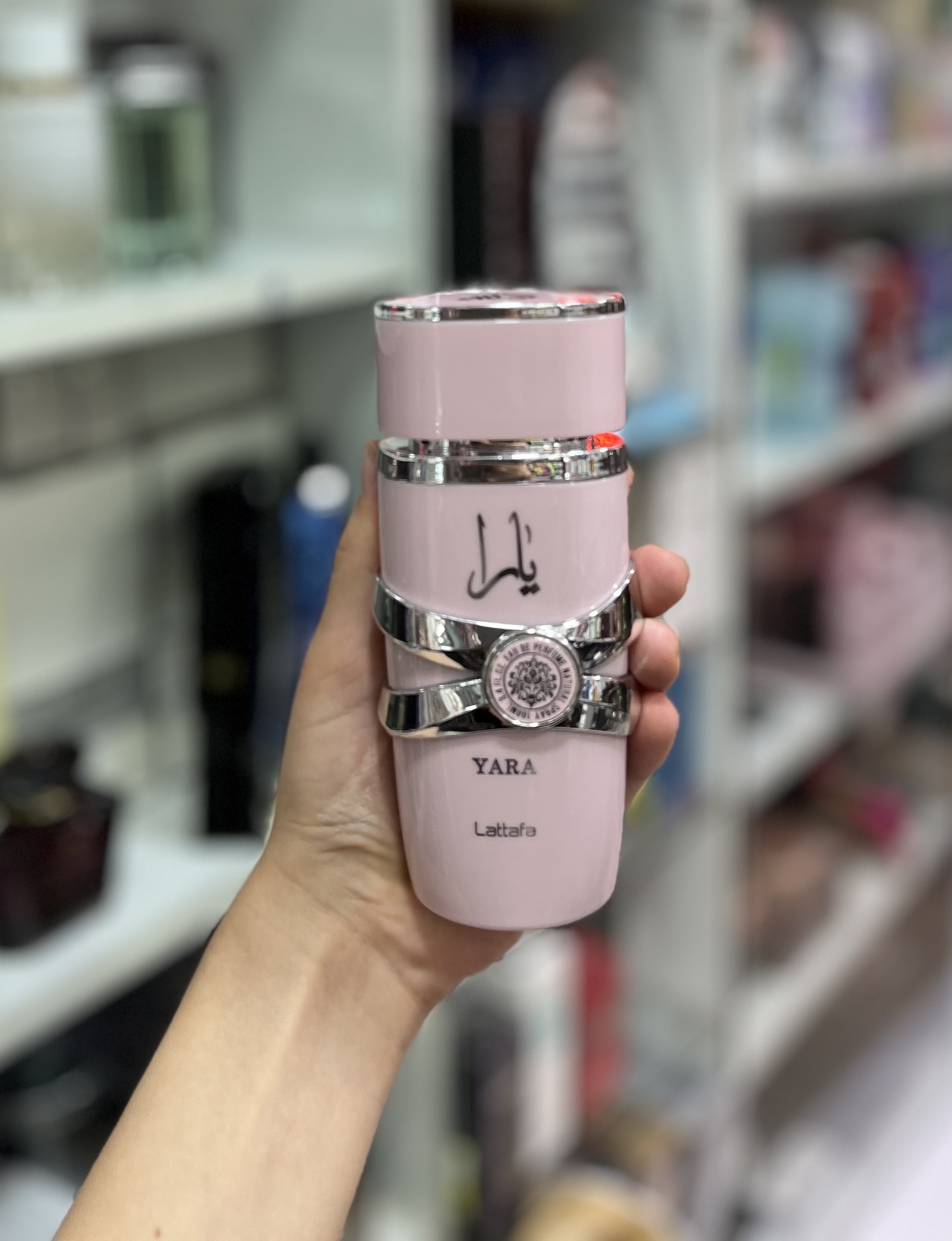 ادکلن اورجینال زنانه لطافه یارا Lattafa Yara