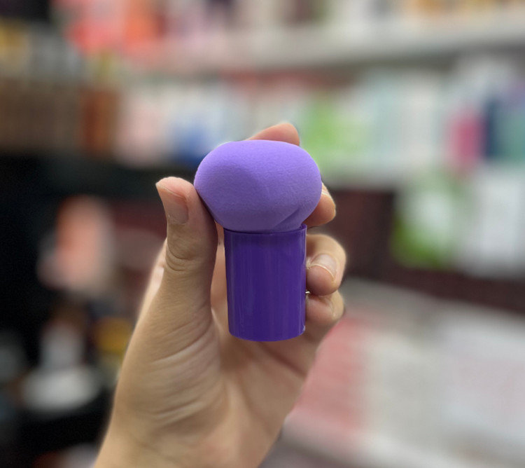 پد بیوتی بلندر قارچی REVLON